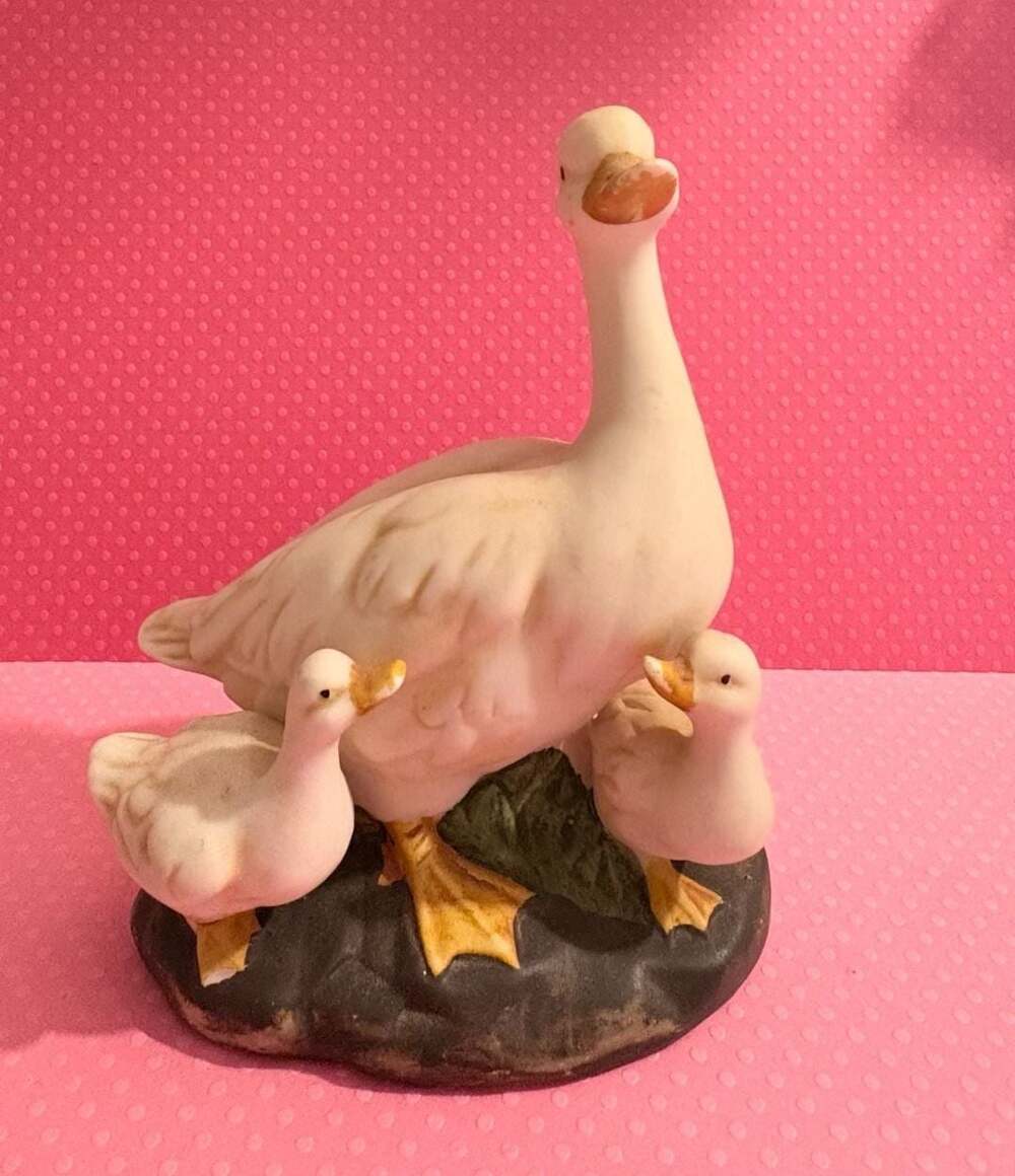 K's Collection Porcelain Mother Goose and Goslings Figurine